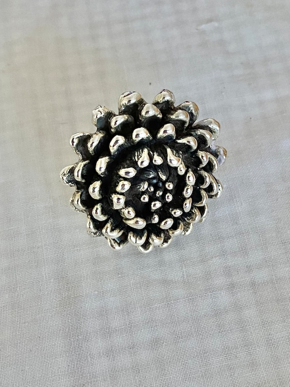 Hugh Flower Puffy Statement Ring SterlingSilver 9… - image 4