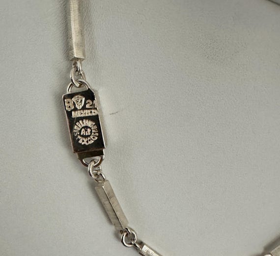 Antonio Pineda Collar Ribbed Pattern Master Silversmith Taxco Mexico 1919-2009 Modernist Craftsmanship  59.3 Gram Vintage Necklace 17”x7.4mm View 2