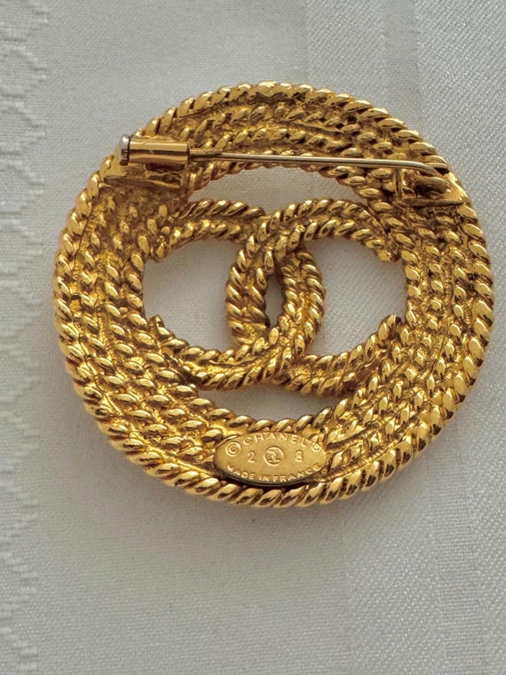 Coco Chanel Authentic Interlocking CC Logo Beauti… - image 2