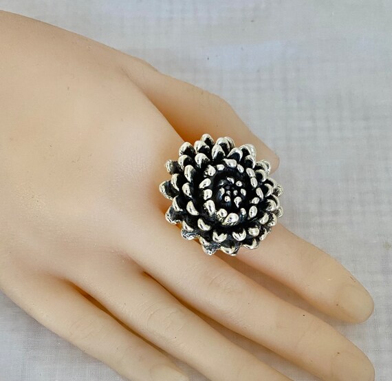 Hugh Flower Puffy Statement Ring SterlingSilver 9… - image 8