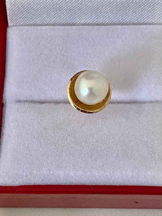 10K Solid Gold Tie Tack Cultured Pearl 7.8mm Ribb… - image 3