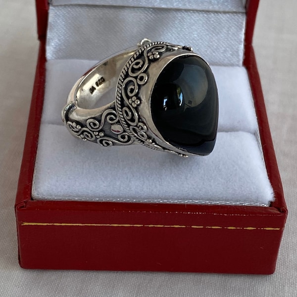 Statement Bali Ba Suarti Pear Shape Black Onyx Gem Scroll Design Sterling Silver 925 Ring