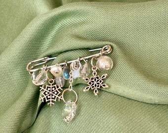 Snowflakes Sweater/ Scarf Pin