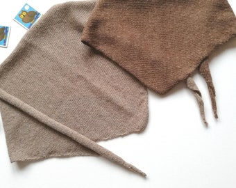 Triangular scarf baby children toddlers knitted alpaca wool in 2 sizes