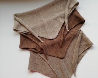 Triangular scarf baby children knitted alpaca wool brown, beige