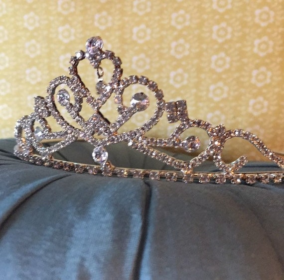 Luxury vintage sparkling tiara crystal tiara weddi