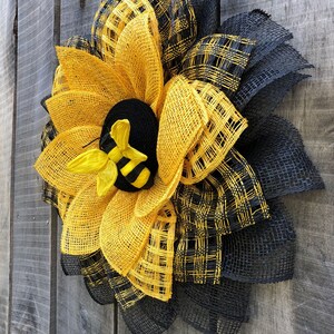 Bee Wreath, Yellow Black Sunflower, Sunflower Wreath, Bee Sunflower, Summer wreath, Fall wreath, gift, Mother's day gift, wall decor image 4