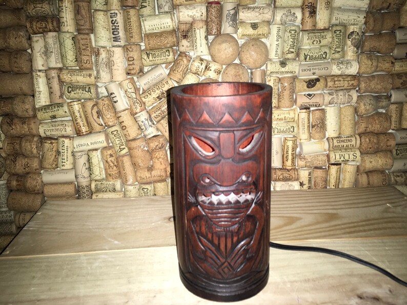 FREE SHIPPING Vintage 1970/'s hand carved Tiki bar lamp