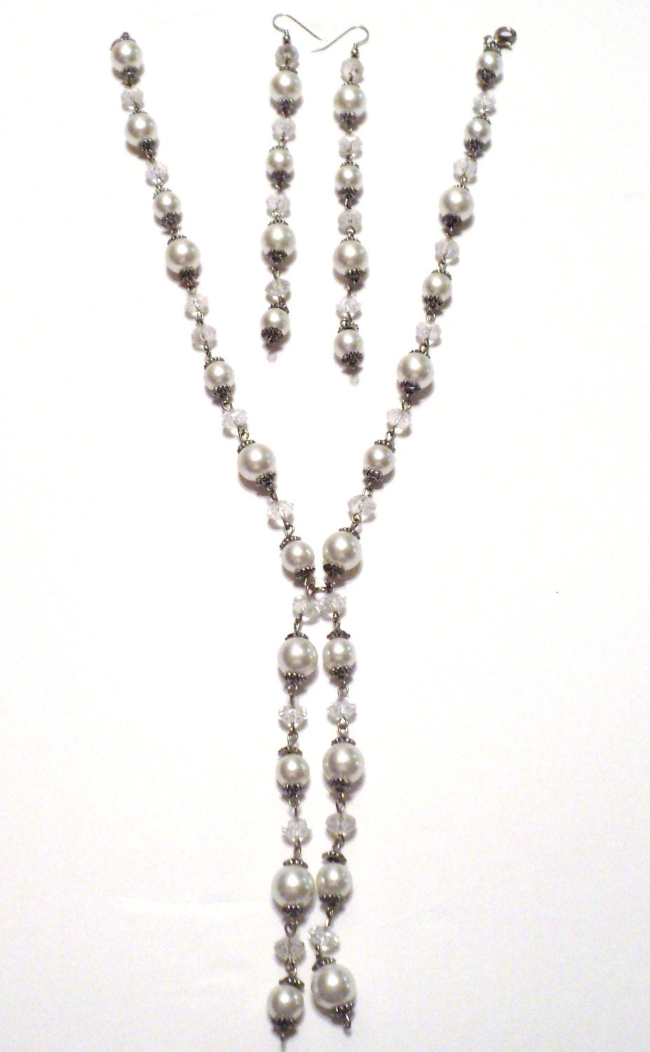 White beaded earring & white beaded necklace set Beaded | Etsy