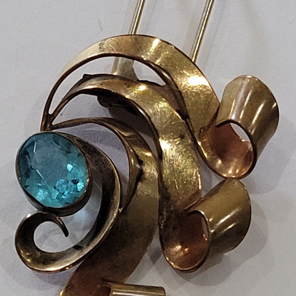 Vintage 1940s Art Deco Blue Topaz and 12K Gold Small Fur Clip FREE Shipping