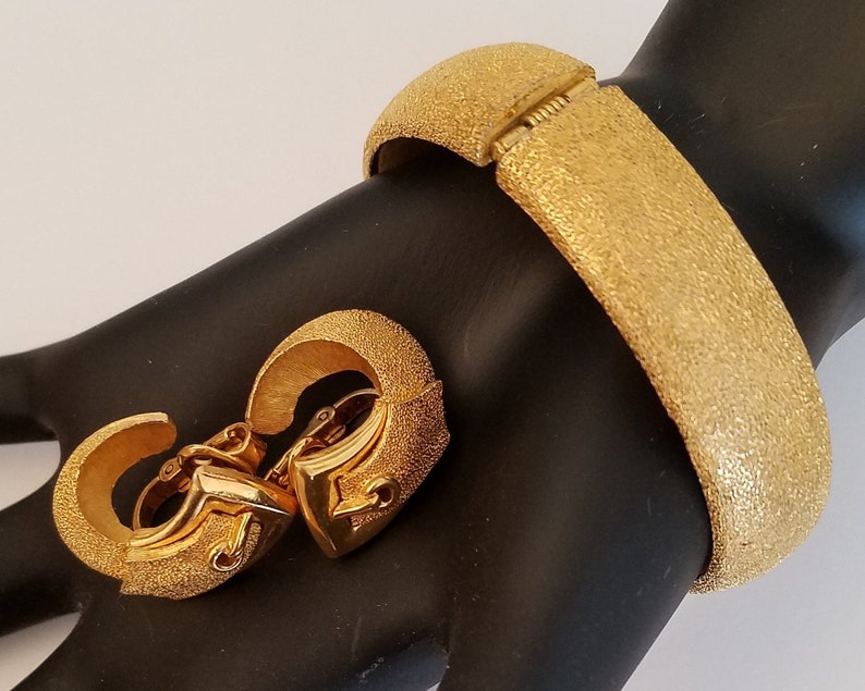 Vintage 60s Crown Trifari signed Textured Gold Tone Belt Buckle Clamper Cuff Bracelet and Clip Earrings Set FREE Shipping