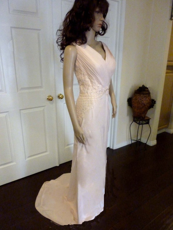 Evening Dress Classis Fit Appliques Pleat Prom Gown for Special Party Banquet Exquisite