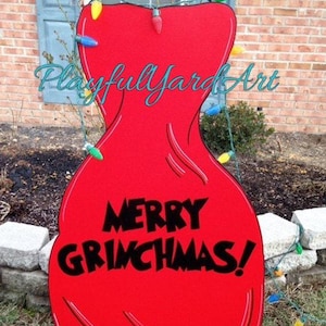 Grinch yard art
