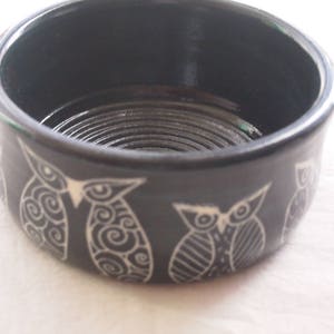 Handmade Stoneware Shaving Bowl: Dark Blue Owl Design, Ridged