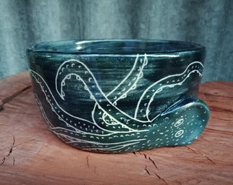 Shaving bowl ridged shaving bowl dark blue octopus and anchor sea design