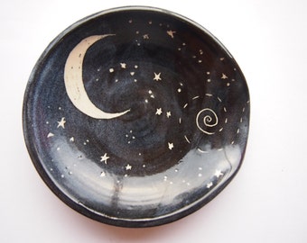 Handcarved Starry Night Spoon Rest – Black Ceramic Kitchen Decor