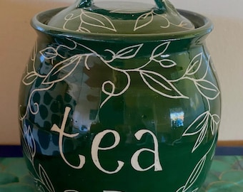 Green Tea Caddy Lidded Jar with matching Tea Scoop