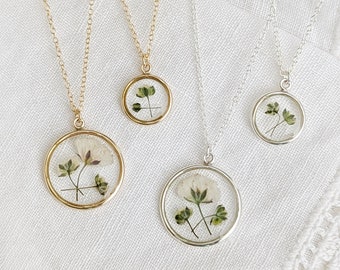Dried Wildflower Necklace, Babies Breath Necklace, Minimalist Jewelry Gift for Her