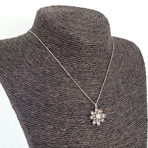 Filigraanbloem, zilveren hanger ketting - vintage sieraden