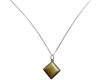Sterling Silver & Light Green Stone Pendant Necklace - Vintage Jewellery