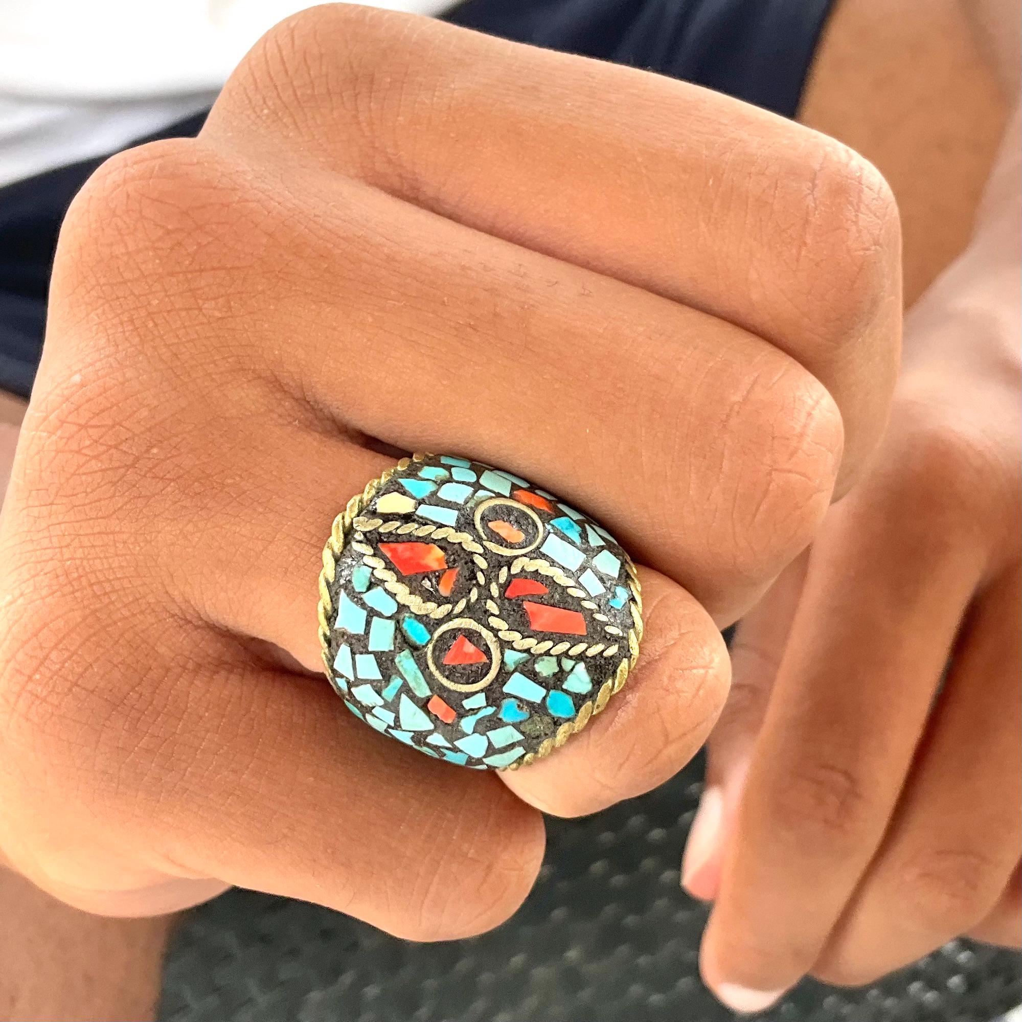 Bague de fantaisie rétro - France Bague de fantaisie rétro - France