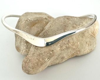 Vintage 835 Silver Torque Necklace – Elegant Women's Choker – 49g Statement Collar