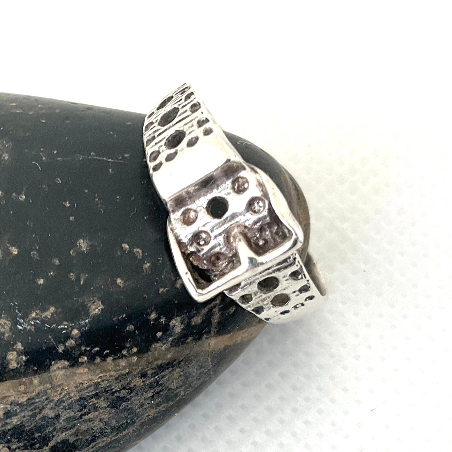 Vintage Sterling Silver Buckle Belt Ring - Retro Victorian Style