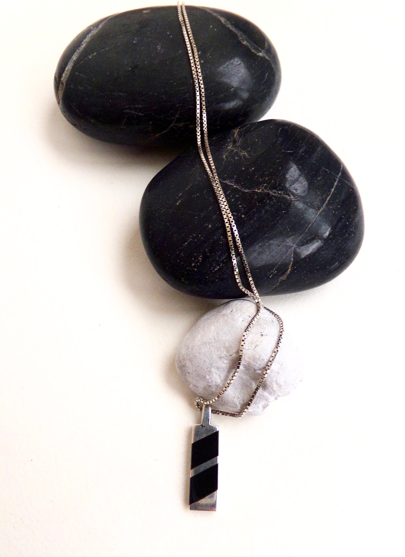 Black Stone Pendant Necklace Vintage Jewellery Sterling Etsy