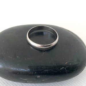 Sterling Silver Plain Band Ring - Vintage Jewellery Rings - Size M 1/2