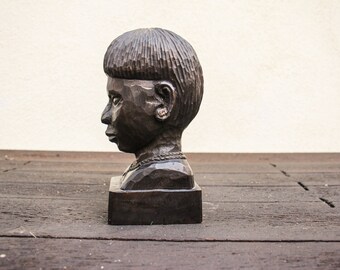 Vintage Retro Handmade  Native Primitive Indigenous Solid Wood / Wooden Bust Sculpture