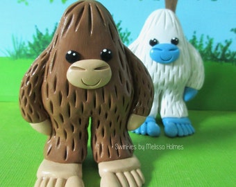Bigfoot or Yeti Sculpture