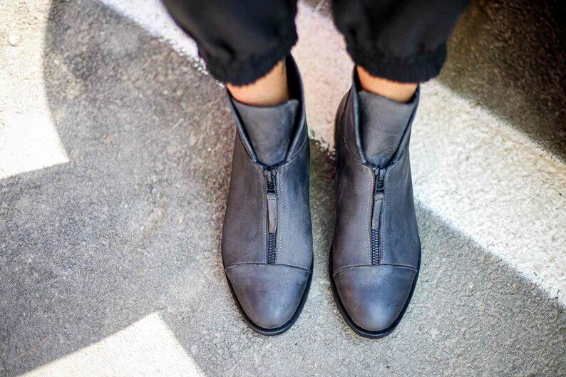 Allegra NEW Womens Booties Gray Chelsea Boots