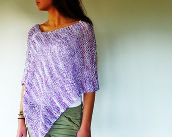 Poncho de verano lila y blanco. Ponchos tejidos a mano. Ropa de verano para mujer. Top de punto. Ideas para regalar para ella