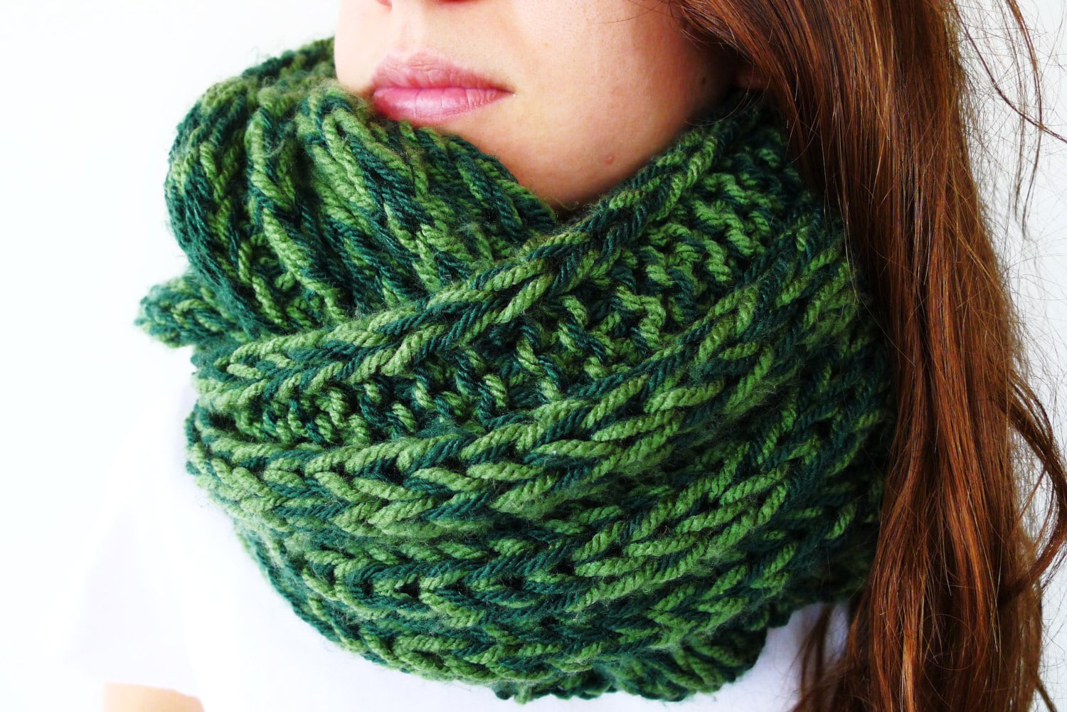 Foulard Infini Vert Tricoté Main - édition Limitée Automne/hiver - Occasion