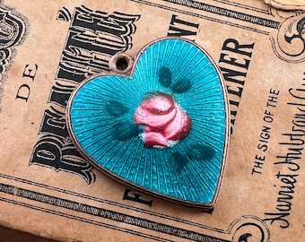 Vintage Guilloche Heart Pendant, Aquamarine Blue Enamel Heart Pendant, Victorian enamel pendant - Sarah Coventry NOS - 1pc