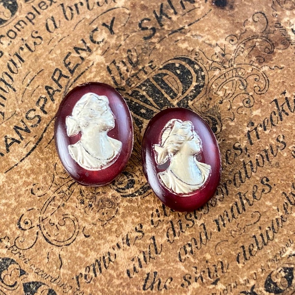 French Antique 14x10mm Intaglio Cameo Hand Painted - Shabby Distressed Reverse Intaglio Oval Cameos - 2pcs