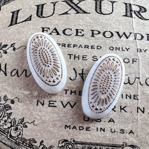 Vintage 20x10mm Oval Mosaic Milk Glass Gold Cabochon Victorian - Ultra Rare Vintage West German - High Quality - 2pcs
