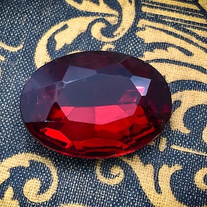 Vintage 25x18mm Oval Siam Ruby Red Glass Large Cabochon Jewel Gem Stone - 25x18 Oval - Siam Ruby Red - Foiled Back 2pcs
