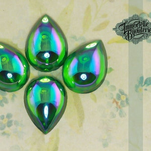 Vintage 18x13mm Pear Aurora Peridot Green AB Glass Cabochon Gem Stone Jewel Flatback - High Quality West German - 2pcs