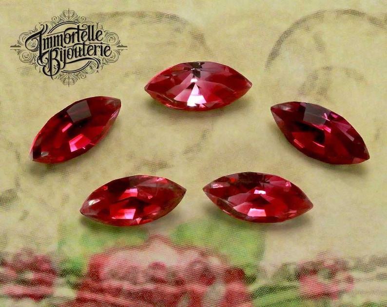 Vintage 10x5mm Navette Ruby Crystal Cristallo Givre Two Tone Rhinestones High Quality West German Pointed Back 12 pcs image 2