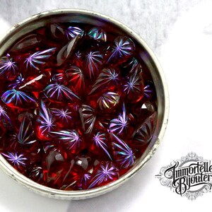 Vintage 10x6 Ruby Red Pear Teardrop AB Textured Carved Design Rhinestone Jewel Gem - Fluted Pillow Vintage West German Jewels - 6pcs