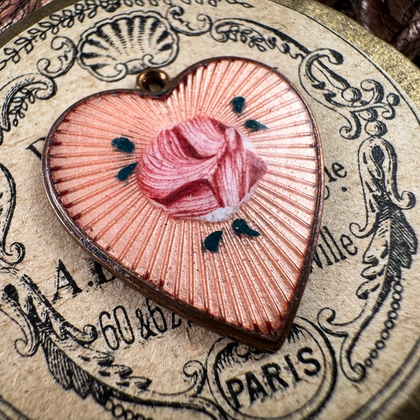 Vintage Guilloche Heart Pink Pendant, Enamel Heart Pendant, Victorian enamel pendant Peach Pink Rose - Sarah Coventry NOS - 1pc
