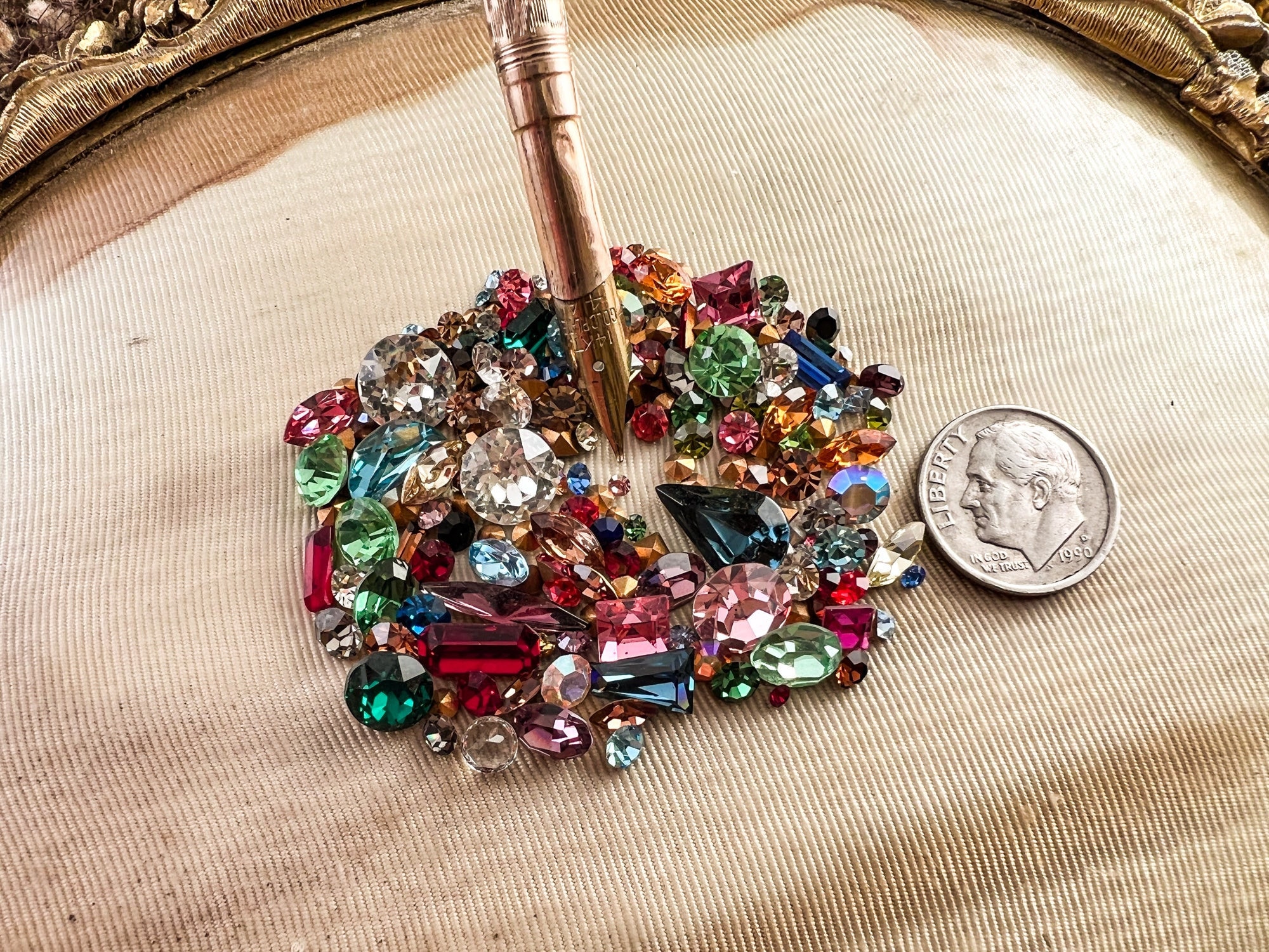 24pcs Flat Back Flower whirlwind stick On Rhinestones Cabochon For Beadwork  Jewelry Making 25mm -E90A