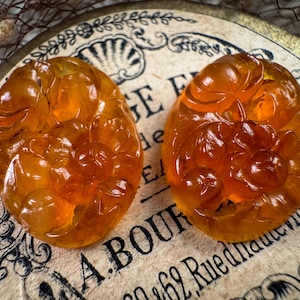 Vintage 18x13mm Oval Floral Amber Topaz Japan Glass Floral Flatback Jewel Gem Stone Cabochon Embossed - High Quality Glass - 2 pcs