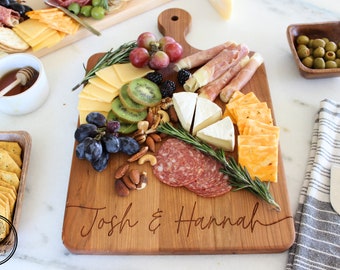 Personalized Handle Cutting Board, Custom Engraved Charcuterie Board, Monogrammed Couples Bread Board