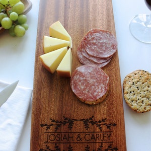 Personalized Cheese Board, Custom Name, Charcuterie Board, Christmas Gift, Wedding, Anniversary Gift, Closing Gift, Gift For Her image 4