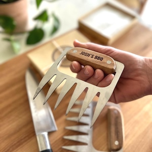 Personalized BBQ Meat Shredder Claws, 1 Set of Personalized Pulled Pork Claws Meat Shredders BBQ Gifts Grilling Gift for Men Who Cook Out