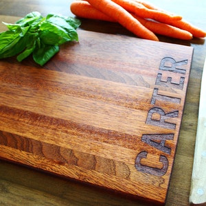 Personalized Cutting Board, Gift for Mom, Custom Name, Christmas, Wedding Gift, Anniversary, Engagement, Gift For Him, Personalized Womens