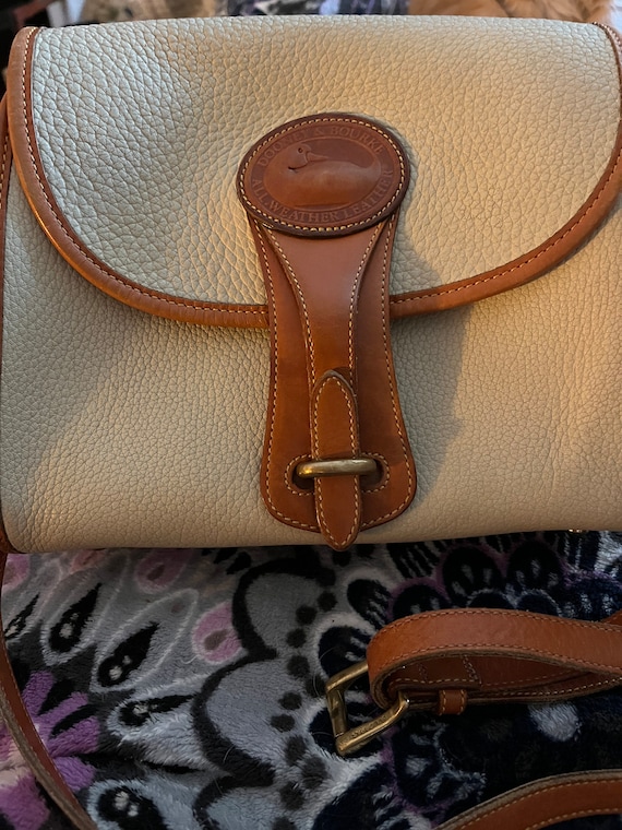 Vintage Dooney and Bourke leather handbag
