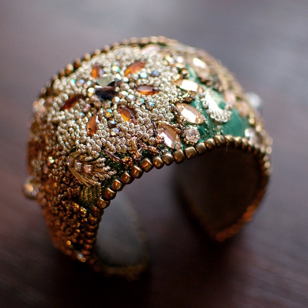 Recycled embroidery bohemian gold and emerald green cuff